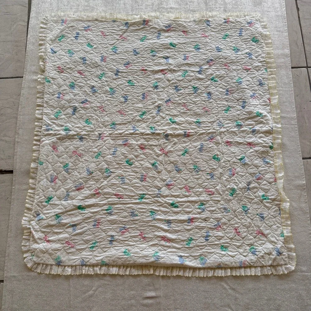 Vintage Reversible Baby Quilt Bunny Rabbit Embroidered Lace Ruffle 42x40
